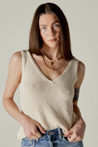CLOSED KNITTED TOP