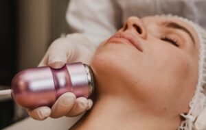 Discovering the Benefits of HIFU Treatment for Age-Defying Skin