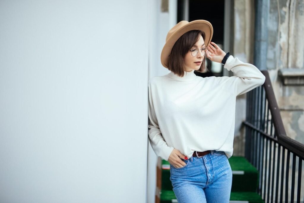 Why Are Americans Choosing Minimalist Dressing in 2026?